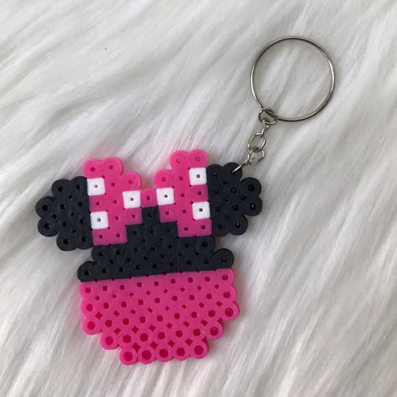 Minie mouse Keychain hand made - Picture 2 of 6
